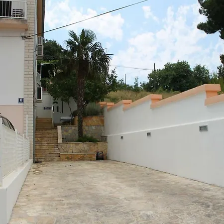 Mito And Guest house 3*