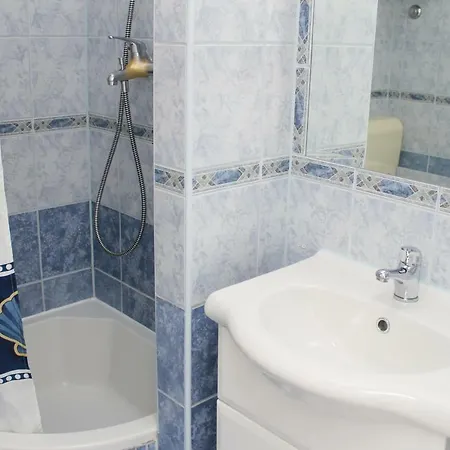 Mito And Gostinjska kuća 3*